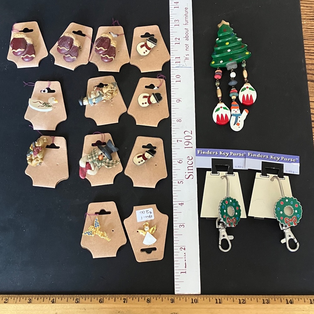 Festive Holiday Pin  Set